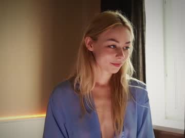 webcam girl cocolavina capture image #2175455