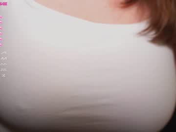 webcam girl xxx_downtown_xxx capture image #1819372