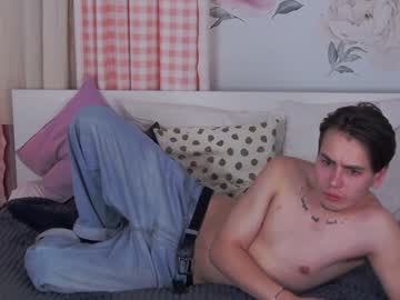 webcam girl emmaandjake capture image #2827645