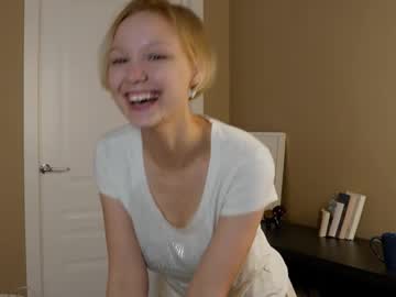 webcam girl sheenagambell capture image #4093935