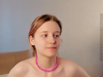 webcam girl silviaharkey capture image #4073017