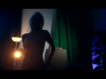 webcam girl artmosphera capture image #2439211