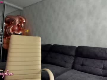 webcam girl tia__moon capture image #1144938
