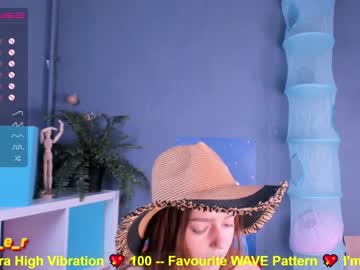 webcam girl helenahayley capture image #591628