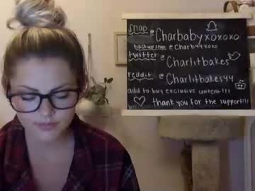 webcam girl charlitbaker capture image #1937151