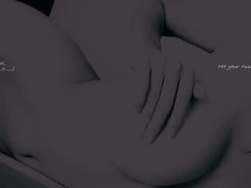 webcam girl houseofkei capture image #1447550