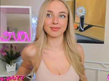 webcam girl katrinpolly capture image #1986385