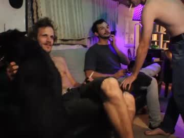webcam man hollandhousestudios capture image #1872445