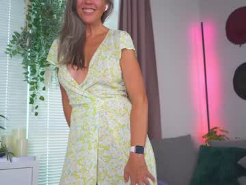 webcam girl sunniedayz capture image #2552045