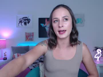 webcam girl holihurricane capture image #2905735