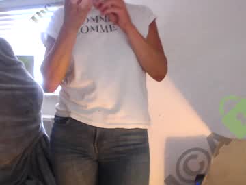 webcam girl the_milf_steff capture image #2312830