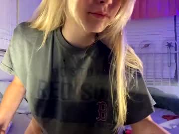 webcam girl lilruchi capture image #2074803