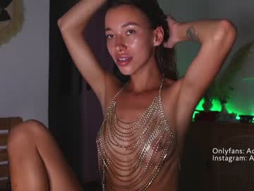 webcam girl adelelove capture image #3474418