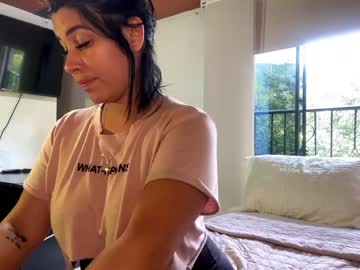 webcam girl amy_queen7 capture image #1437504