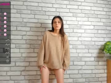 webcam girl carolynjacquelins capture image #3149652