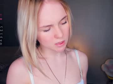 webcam girl mayevett capture image #4000559