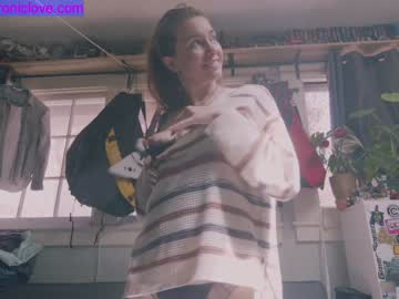 webcam girl chroniclove capture image #2538203