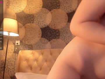 webcam girl crystalreves capture image #1580275